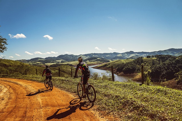 Tag dit cykelgame til nye højder med vores imponerende udvalg af mountainbikes